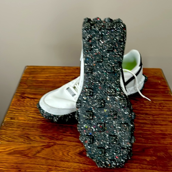 🌟NEVER WORN🌟 Nike shoe NEW - Picture 2 of 5